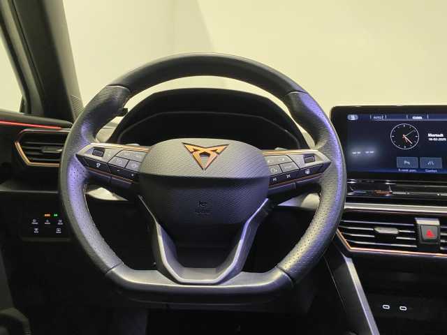 https://cdn-media.caraffinity.it/dealers/partner/amicar-usato-it/kfz109535328_11.jpg