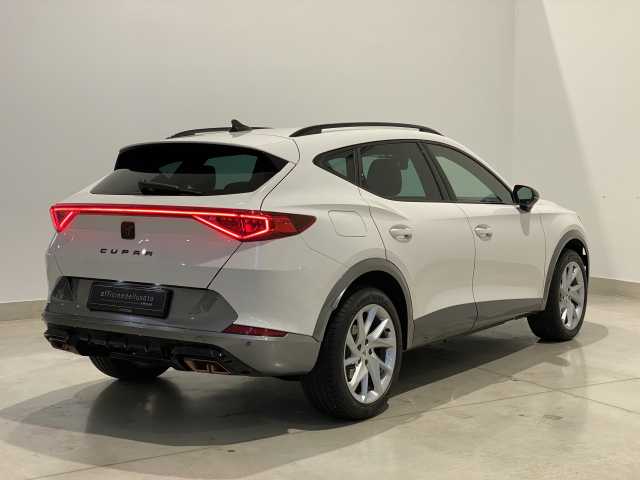 https://cdn-media.caraffinity.it/dealers/partner/amicar-usato-it/kfz109535328_18.jpg
