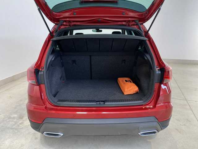 https://cdn-media.caraffinity.it/dealers/partner/amicar-usato-it/kfz110446573_5.jpg