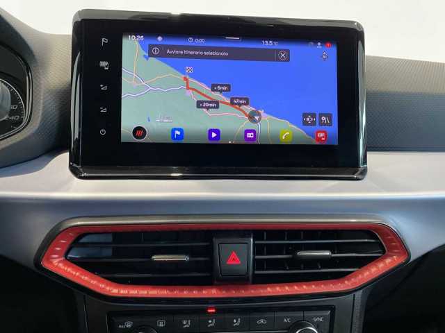 https://cdn-media.caraffinity.it/dealers/partner/amicar-usato-it/kfz110446573_7.jpg