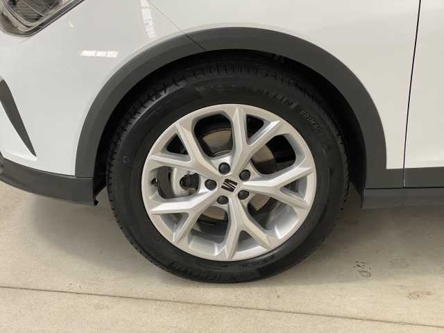 https://cdn-media.caraffinity.it/dealers/partner/amicar-usato-it/kfz110779070_18.jpg