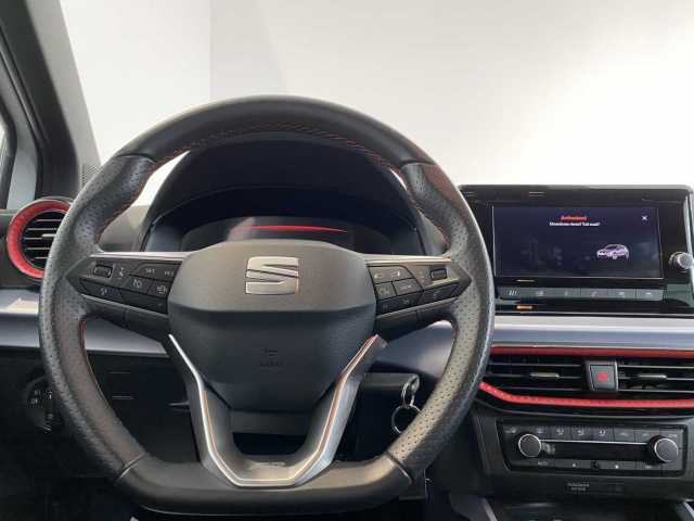 https://cdn-media.caraffinity.it/dealers/partner/amicar-usato-it/kfz110822167_14.jpg