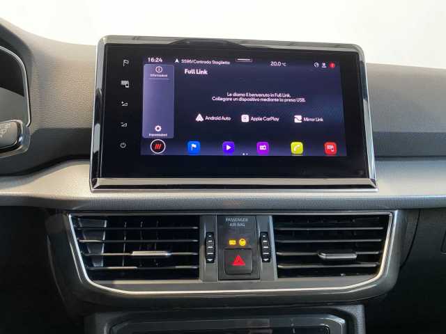https://cdn-media.caraffinity.it/dealers/partner/amicar-usato-it/kfz110949597_12.jpg