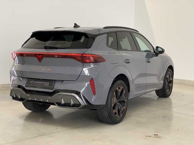https://cdn-media.caraffinity.it/dealers/partner/amicar-usato-it/kfz111385018_18.jpg
