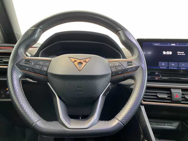https://cdn-media.caraffinity.it/dealers/partner/amicar-usato-it/kfz111438523_14.jpg