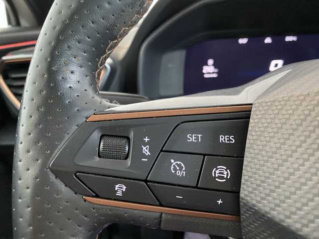 https://cdn-media.caraffinity.it/dealers/partner/amicar-usato-it/kfz111438523_15.jpg