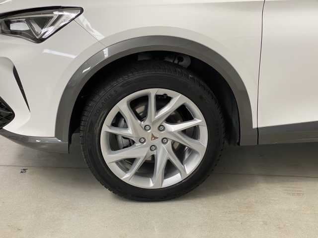 https://cdn-media.caraffinity.it/dealers/partner/amicar-usato-it/kfz111438523_17.jpg
