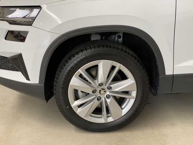 https://cdn-media.caraffinity.it/dealers/partner/amicar-usato-it/kfz111701298_16.jpg
