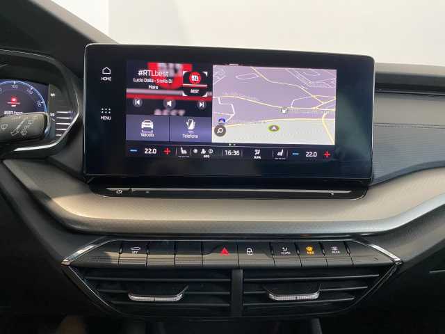 https://cdn-media.caraffinity.it/dealers/partner/amicar-usato-it/kfz111862818_12.jpg