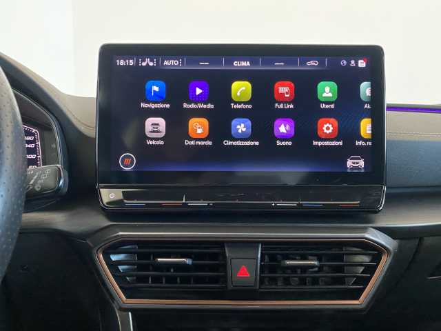 https://cdn-media.caraffinity.it/dealers/partner/amicar-usato-it/kfz112159054_13.jpg