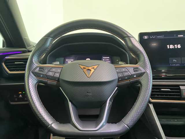https://cdn-media.caraffinity.it/dealers/partner/amicar-usato-it/kfz112159054_16.jpg