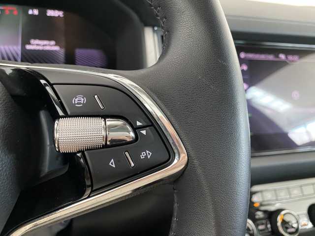 https://cdn-media.caraffinity.it/dealers/partner/amicar-usato-it/kfz112274016_18.jpg