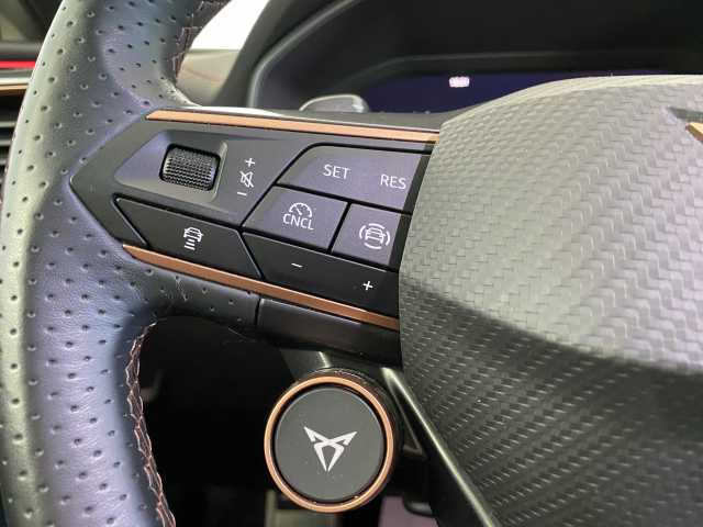 https://cdn-media.caraffinity.it/dealers/partner/amicar-usato-it/kfz112299117_12.jpg