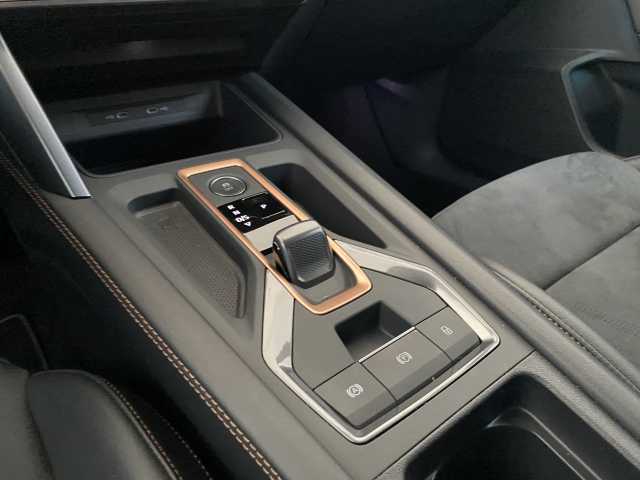 https://cdn-media.caraffinity.it/dealers/partner/amicar-usato-it/kfz112299127_16.jpg