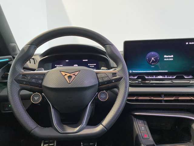 https://cdn-media.caraffinity.it/dealers/partner/amicar-usato-it/kfz112299151_13.jpg