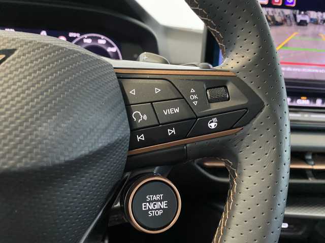 https://cdn-media.caraffinity.it/dealers/partner/amicar-usato-it/kfz112299151_15.jpg