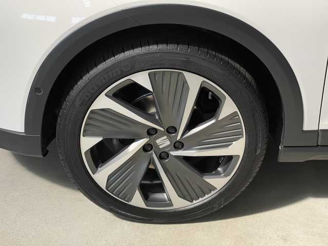 https://cdn-media.caraffinity.it/dealers/partner/amicar-usato-it/kfz112434549_14.jpg