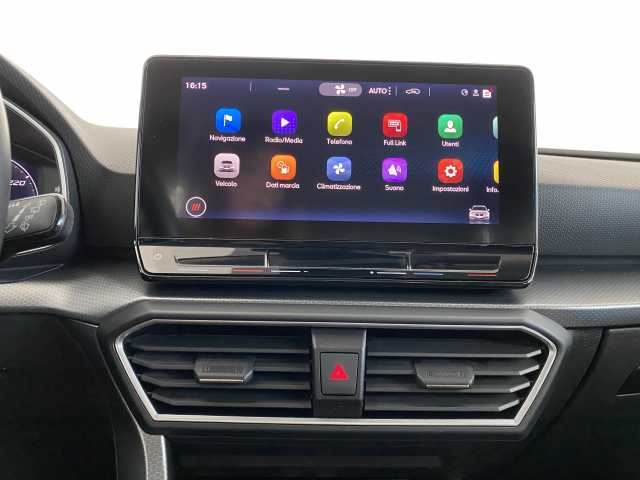 https://cdn-media.caraffinity.it/dealers/partner/amicar-usato-it/kfz113099165_11.jpg
