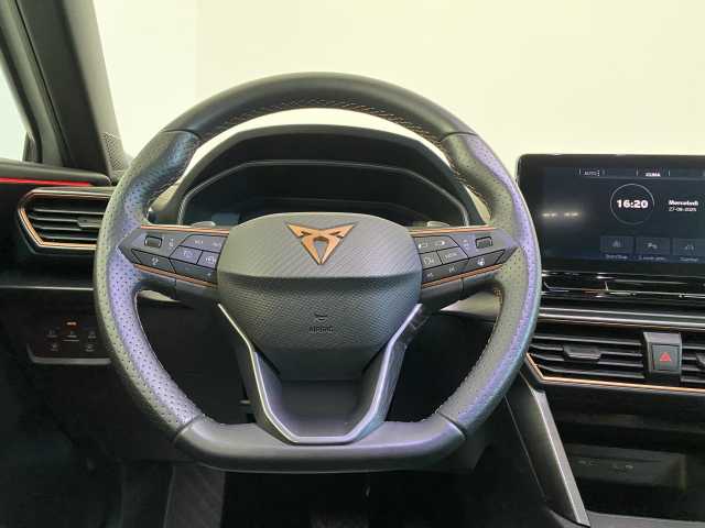 https://cdn-media.caraffinity.it/dealers/partner/amicar-usato-it/kfz114001189_15.jpg