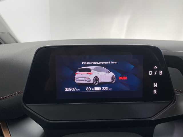 https://cdn-media.caraffinity.it/dealers/partner/amicar-usato-it/kfz114201354_15.jpg