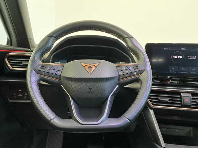https://cdn-media.caraffinity.it/dealers/partner/amicar-usato-it/kfz114245469_15.jpg