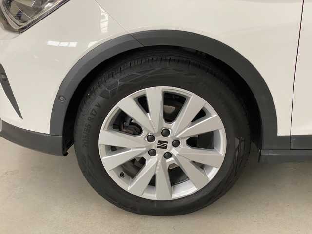 https://cdn-media.caraffinity.it/dealers/partner/amicar-usato-it/kfz114266543_16.jpg