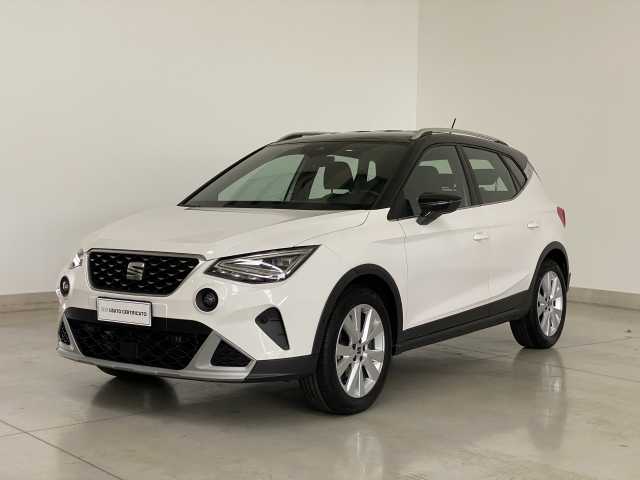 https://cdn-media.caraffinity.it/dealers/partner/amicar-usato-it/kfz114266543_18.jpg