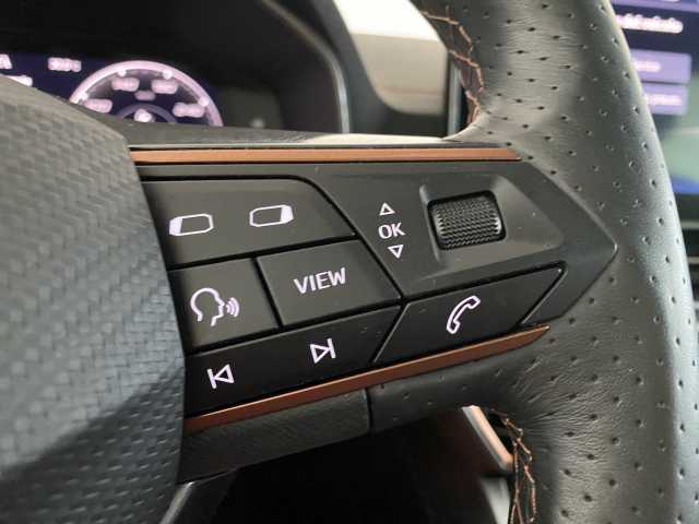 https://cdn-media.caraffinity.it/dealers/partner/amicar-usato-it/kfz114301497_13.jpg