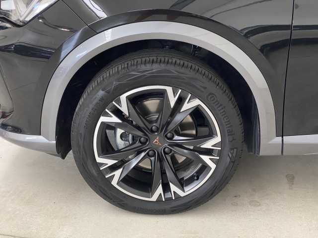 https://cdn-media.caraffinity.it/dealers/partner/amicar-usato-it/kfz114301497_14.jpg