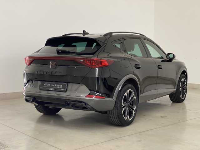 https://cdn-media.caraffinity.it/dealers/partner/amicar-usato-it/kfz114301497_16.jpg