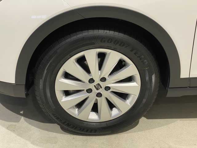 https://cdn-media.caraffinity.it/dealers/partner/amicar-usato-it/kfz114769711_17.jpg