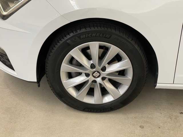 https://cdn-media.caraffinity.it/dealers/partner/amicar-usato-it/kfz114910975_13.jpg