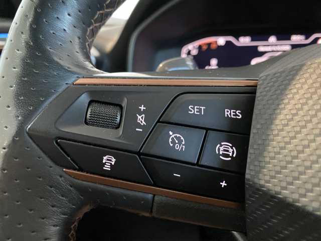 https://cdn-media.caraffinity.it/dealers/partner/amicar-usato-it/kfz114910986_13.jpg