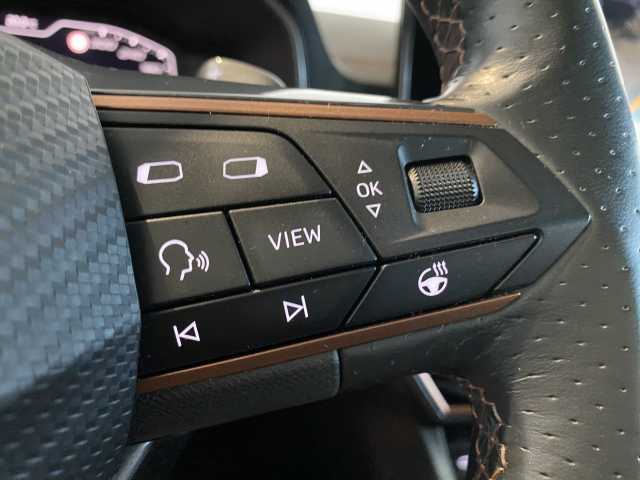 https://cdn-media.caraffinity.it/dealers/partner/amicar-usato-it/kfz114910986_14.jpg