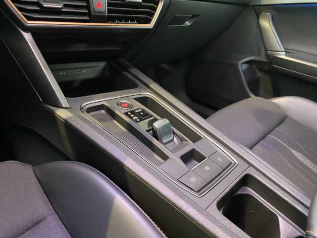 https://cdn-media.caraffinity.it/dealers/partner/amicar-usato-it/kfz114910986_16.jpg