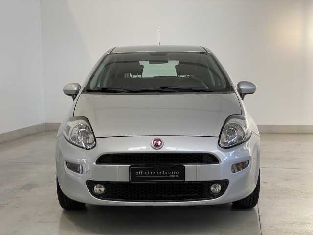 https://cdn-media.caraffinity.it/dealers/partner/amicar-usato-it/kfz114911023_3.jpg