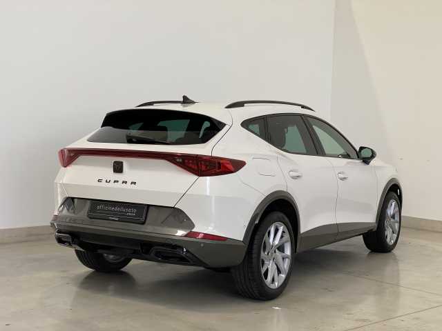 https://cdn-media.caraffinity.it/dealers/partner/amicar-usato-it/kfz115077154_16.jpg
